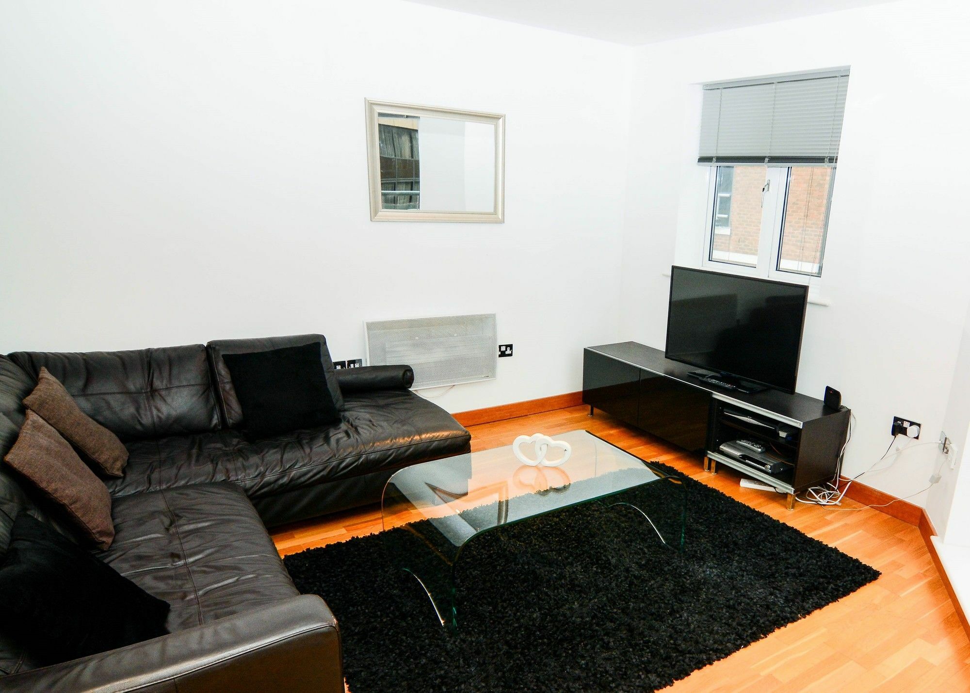Apartment Wharf - Cuba Street Лондон Екстериор снимка