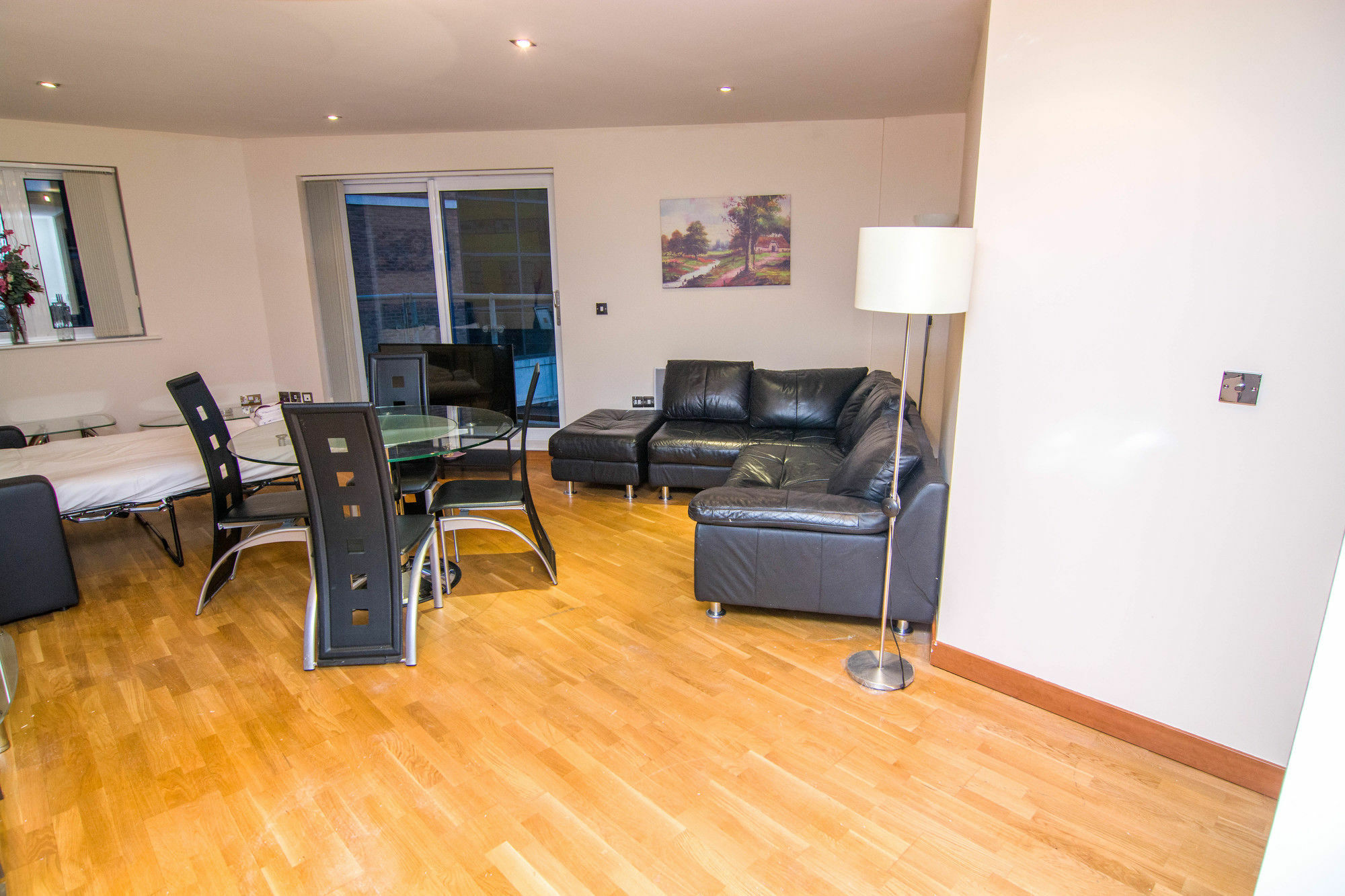 Apartment Wharf - Cuba Street Лондон Екстериор снимка